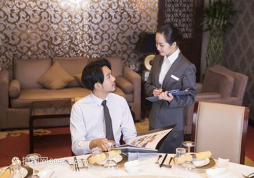 典藏真爱 缘定洲际　　　　　　　　　　　　　　　　　　　　　佛山保利洲际酒店首届婚礼品鉴会