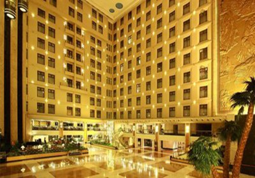 丽思卡尔顿酒店集团公司(中国区)入选2011年怡安翰威特(Aon Hewitt)中国最佳雇主评选前十名榜单