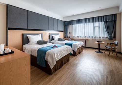 唐拉雅秀荣获“2015年度最受常旅客喜爱的酒店品牌(大中华)”