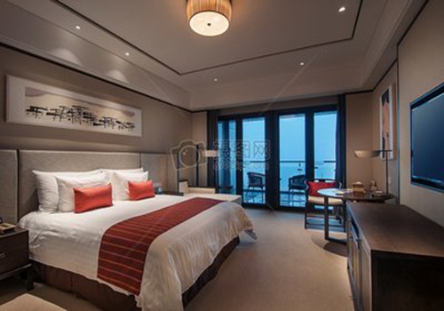 阿里、复星旅文、世界最大免税集团皆入局：巨头“混战”中国免税市场