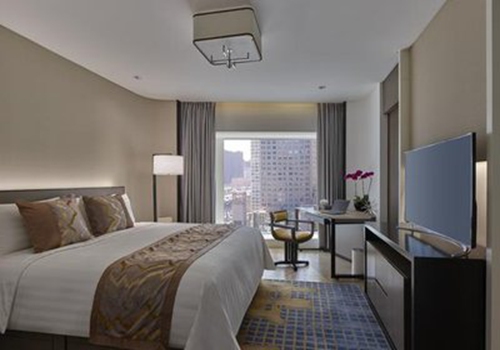 加速西南区域战略布局——金陵饭店股份公司与贵州饭店酒管集团签署投资合作协议